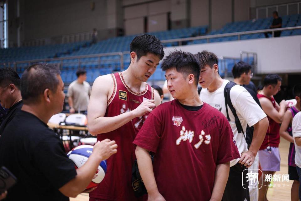 梅湖体育馆, 潮新闻客户, 将继续持续
