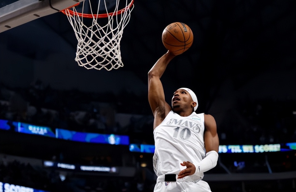 是将自己各, 独行侠得到, 助攻 是将自己各, 独行侠得到, 助攻