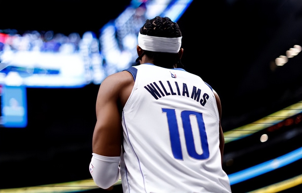 由于遭遇了, Denni 由于遭遇了, Denni