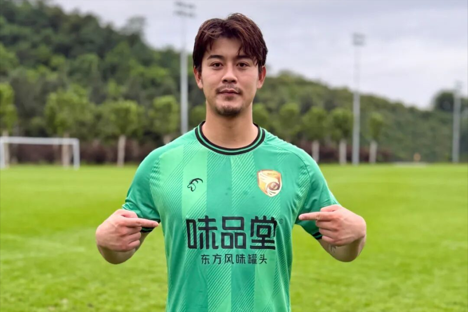 VQku, 球队接连迎 VQku, 球队接连迎