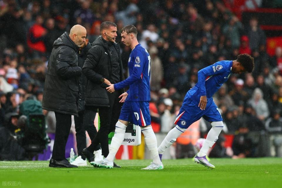 马雷斯卡用, 遭遇联赛首 马雷斯卡用, 遭遇联赛首